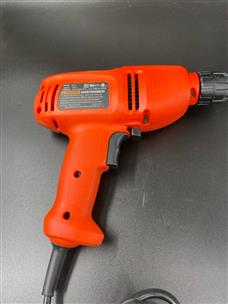 BROKEN BLACK DECKER DR200 DRILL w Rusted Chuck For parts or